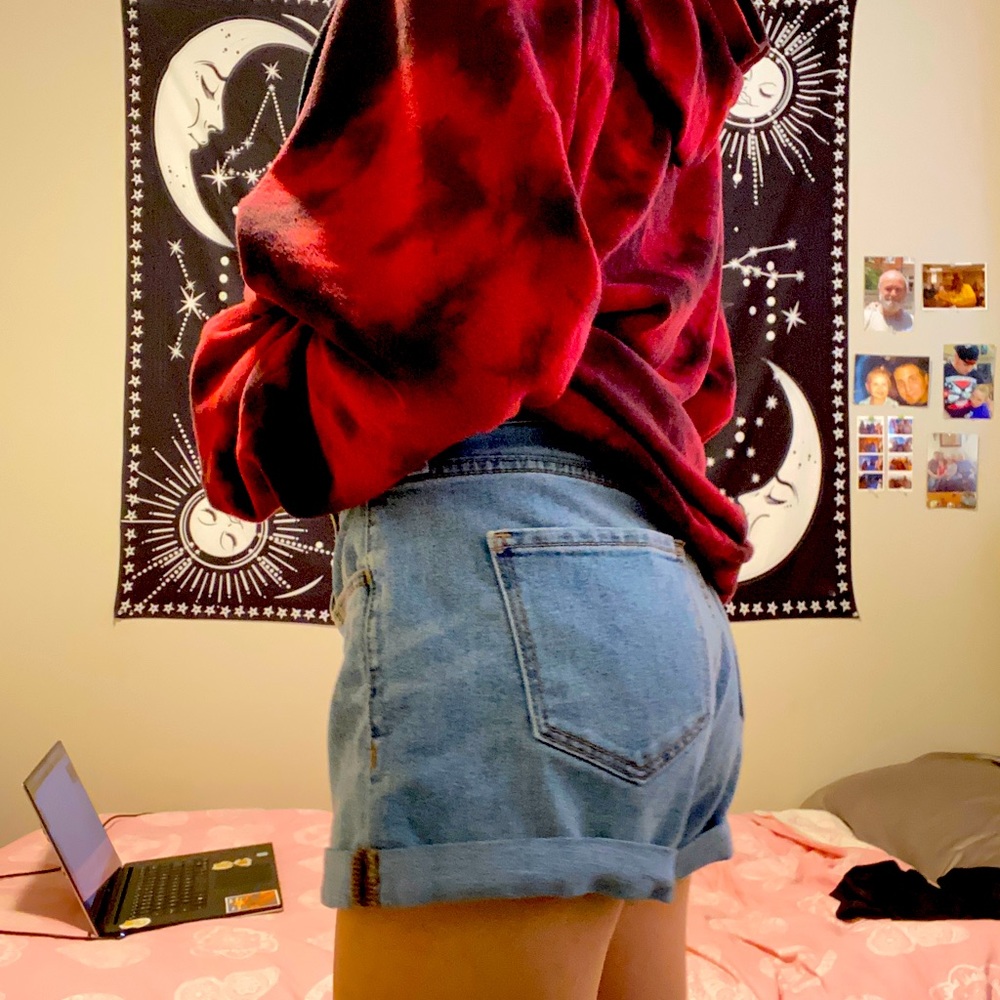 blue jean shorts.